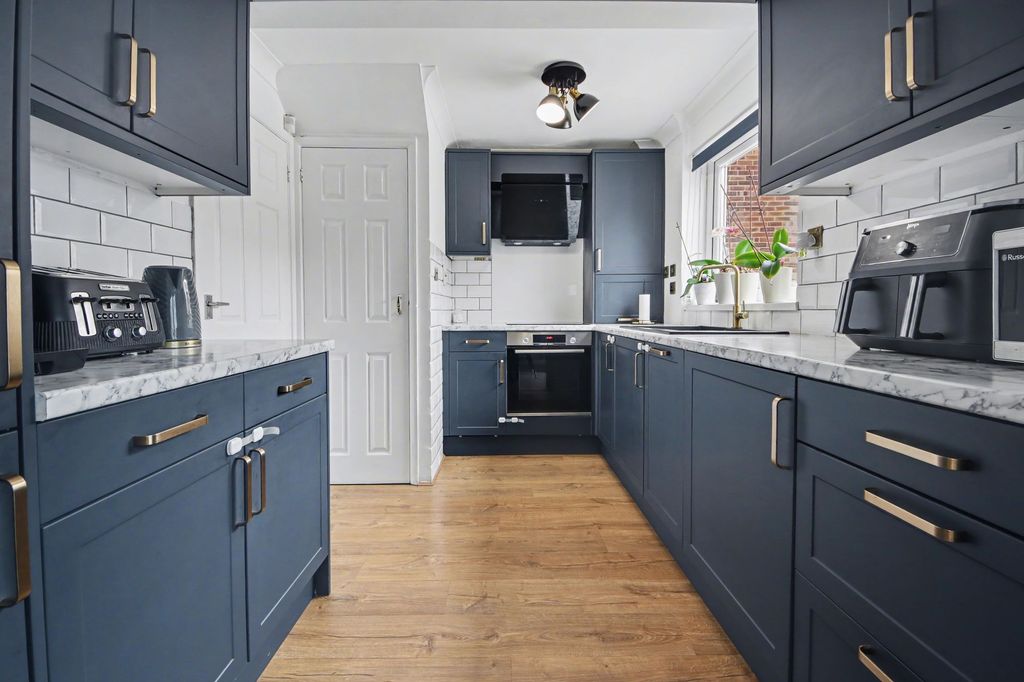 Additional image 8 of 3 bed detached house for saleBanbury Avenue, Sholing SO19