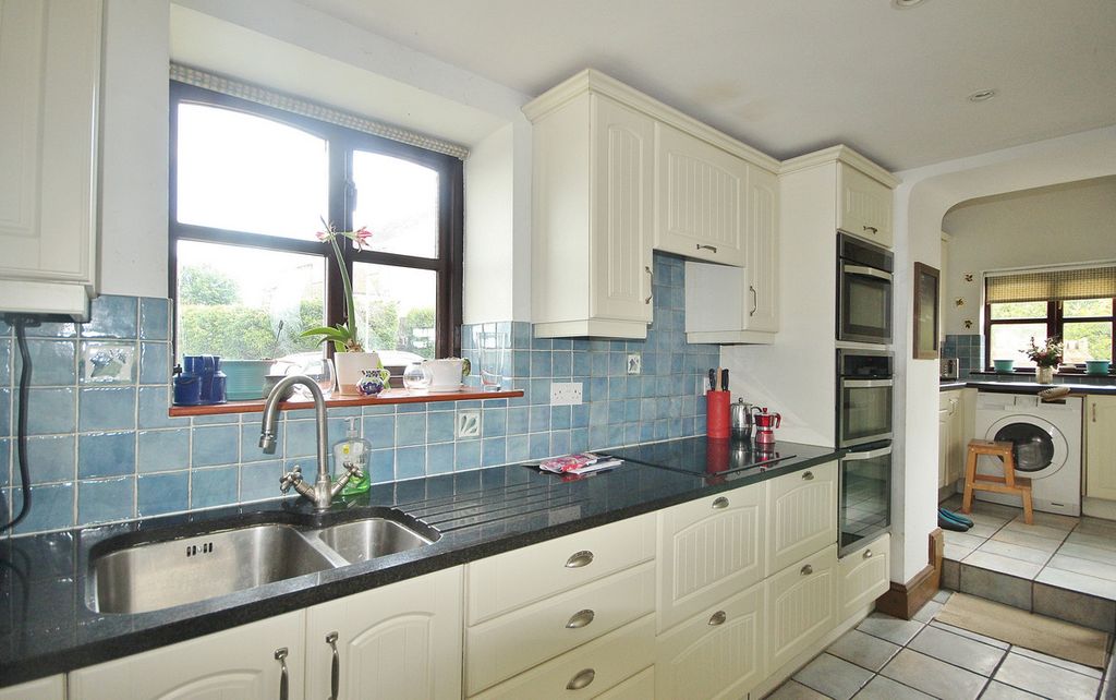 Additional image 6 of 3 bed detached house for saleCrawley Road, Witney OX28