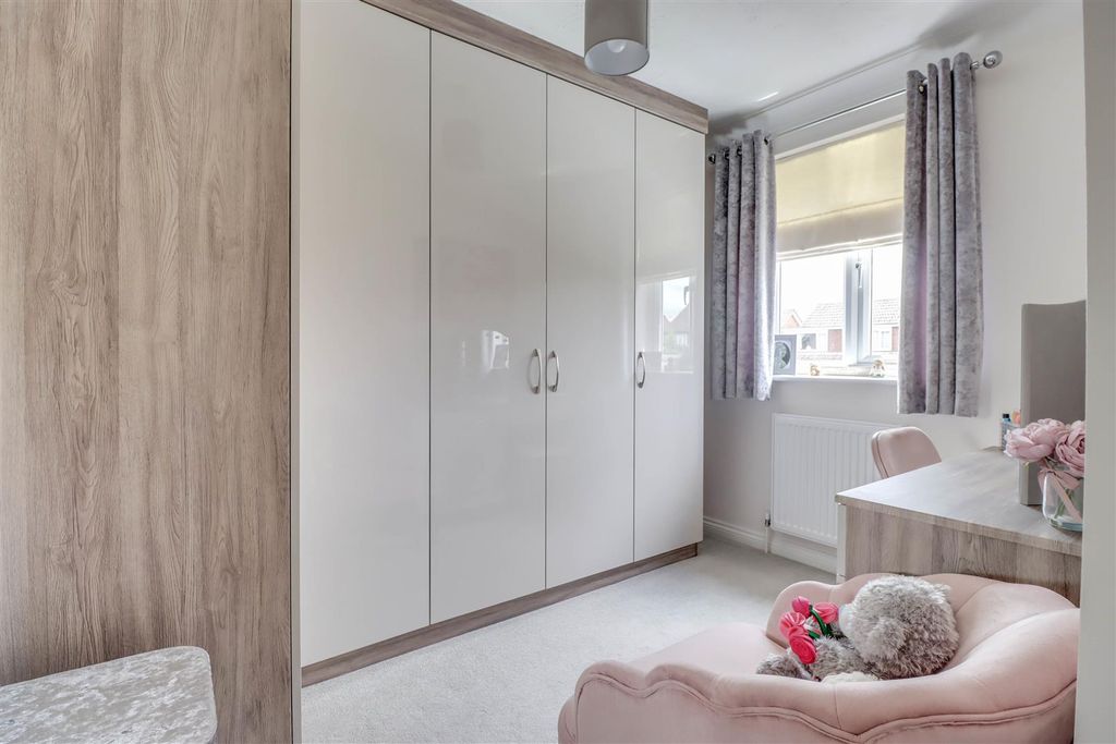 Additional image 22 of 4 bed detached house for saleFriern Walk, Wickford SS12