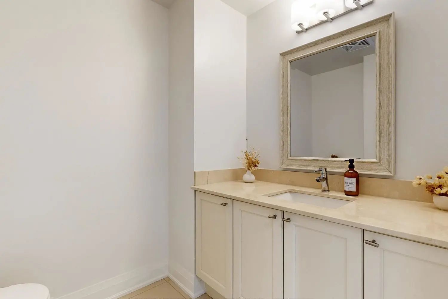 24 Woodstream Boulevard 112 photo 2