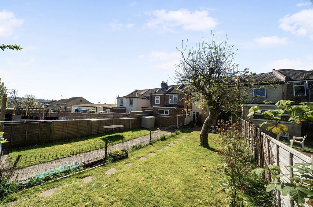 Additional image 10 of 2 bed terraced house for saleBrickfield Road, Portswood, Southampton, Hampshire SO17