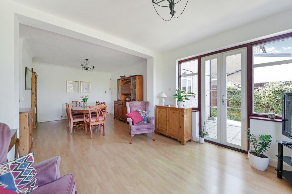 Additional image 6 of 4 bed semi-detached house for saleHighdown, Worcester Park KT4