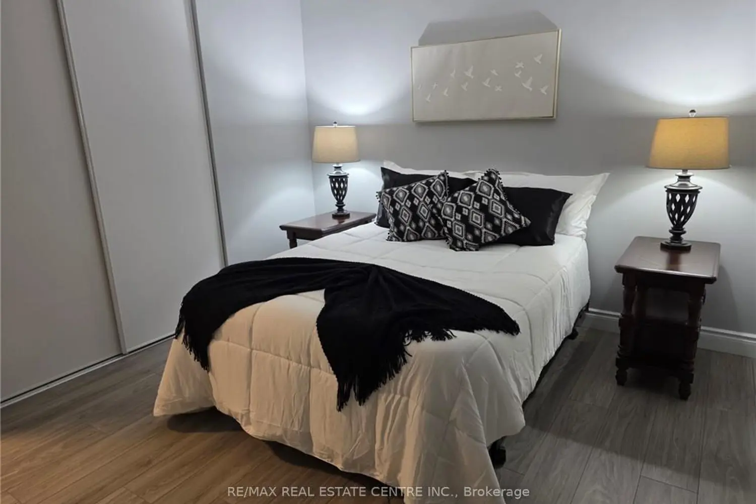 Additional image 16 of 565 Greenfield Avenue 106