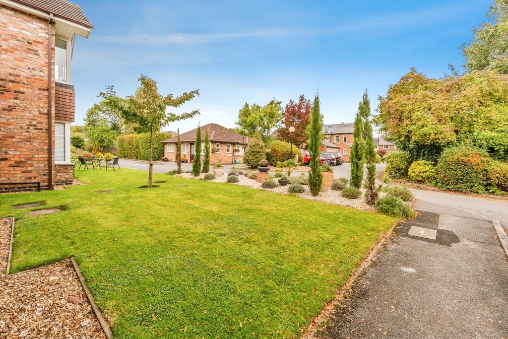 Additional image 4 of 2 bed flat for saleThe Elms, Woodacres Court, Wilmslow SK9