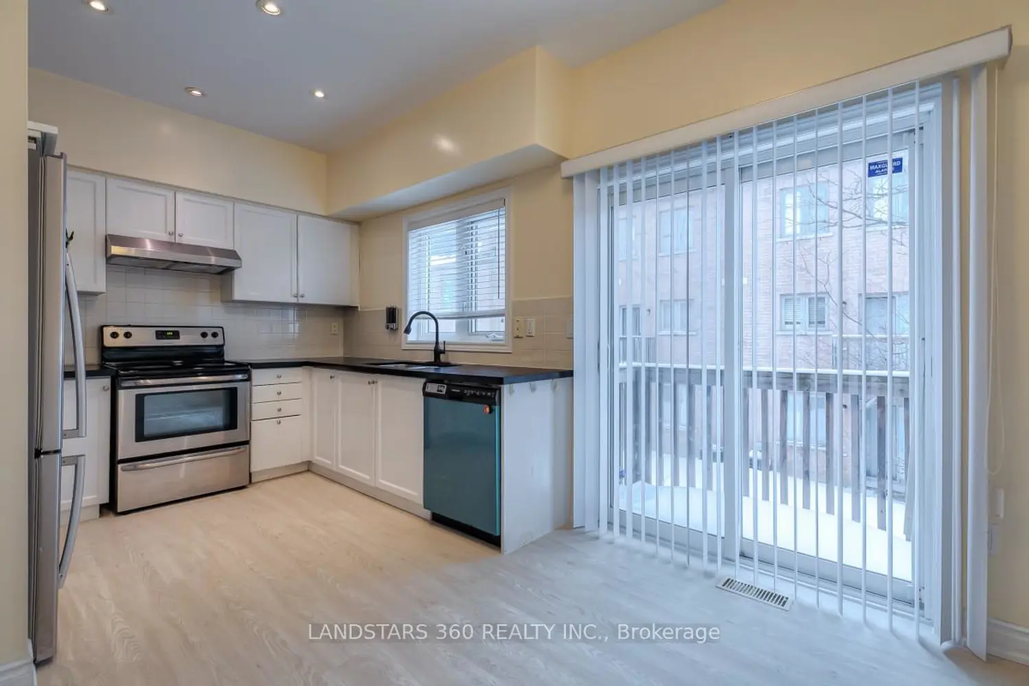 Additional image 8 of 9133 Bayview Avenue 69