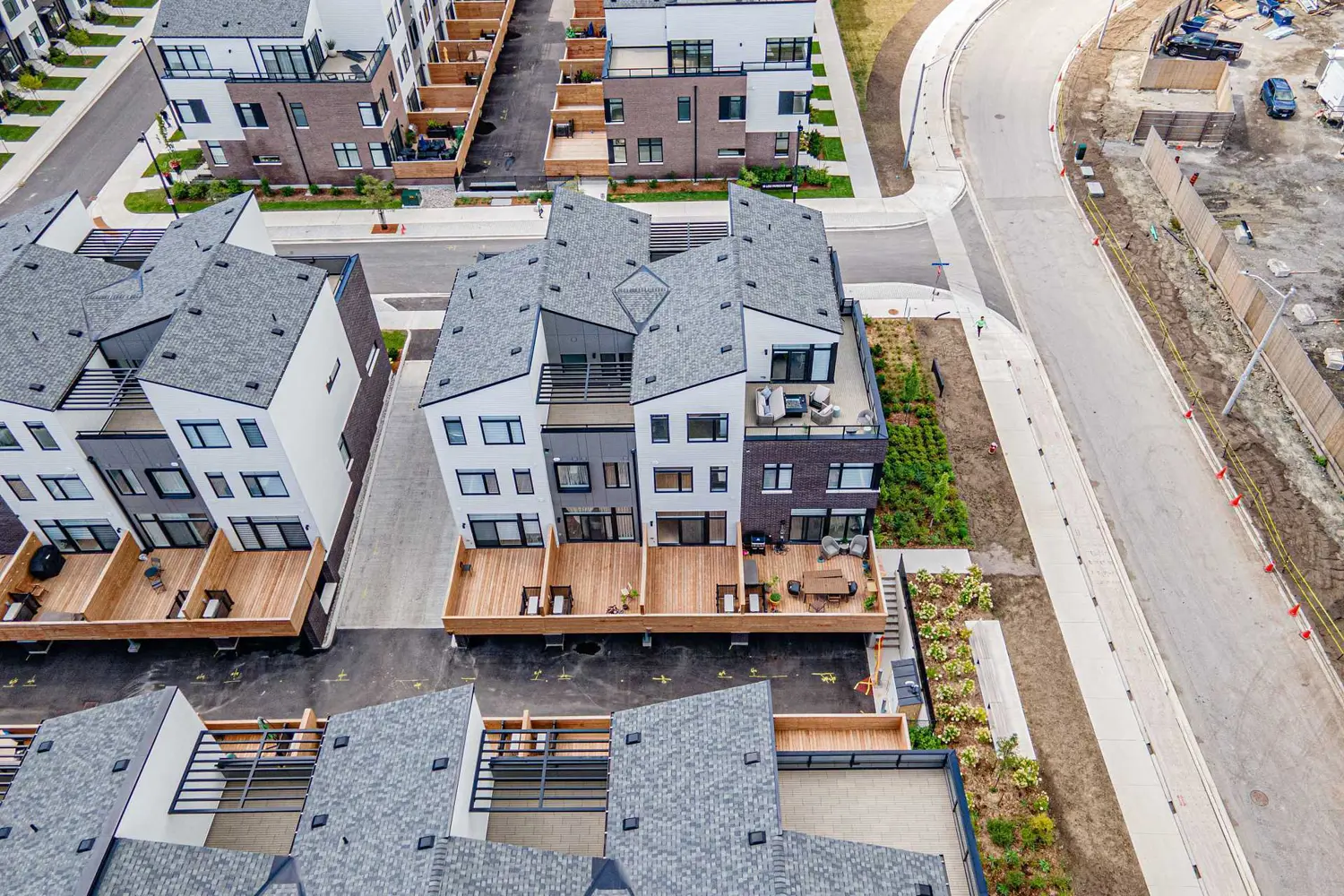 Additional image 4 of 15 Lou Parsons Way 21