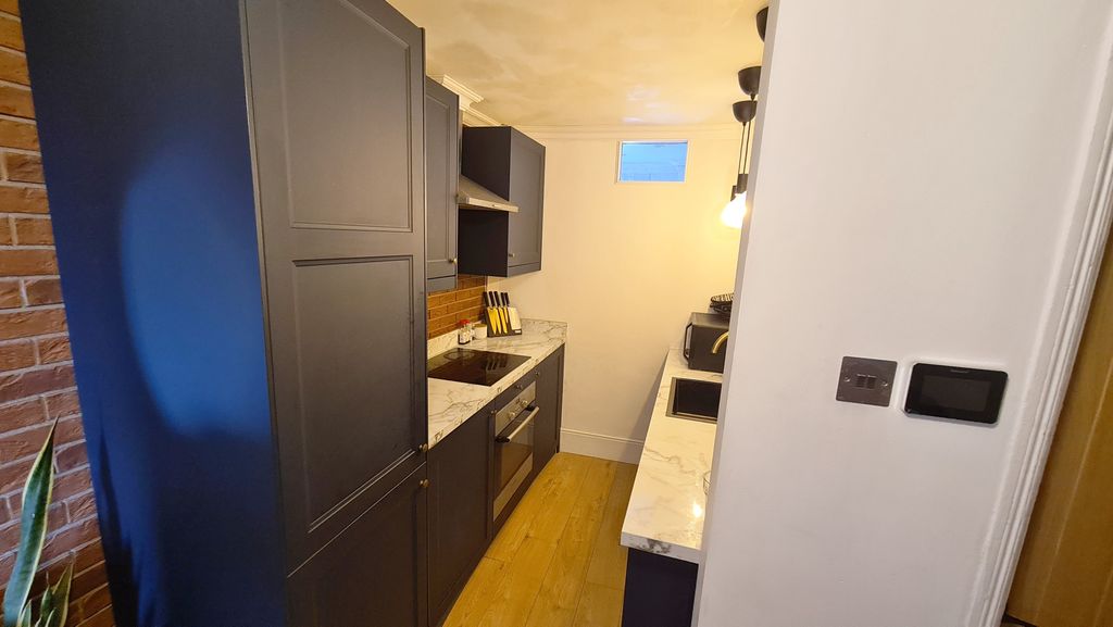 Additional image 14 of 1 bed flat for saleNelson Road, Southsea PO5