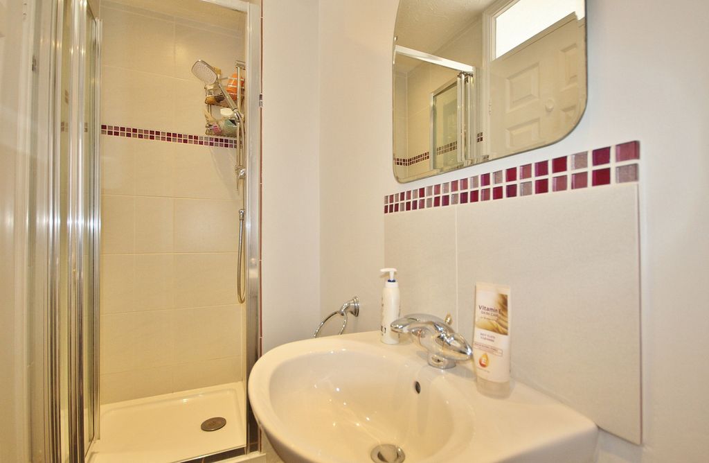 Additional image 8 of 5 bed detached house for saleUnion Way, Witney OX28