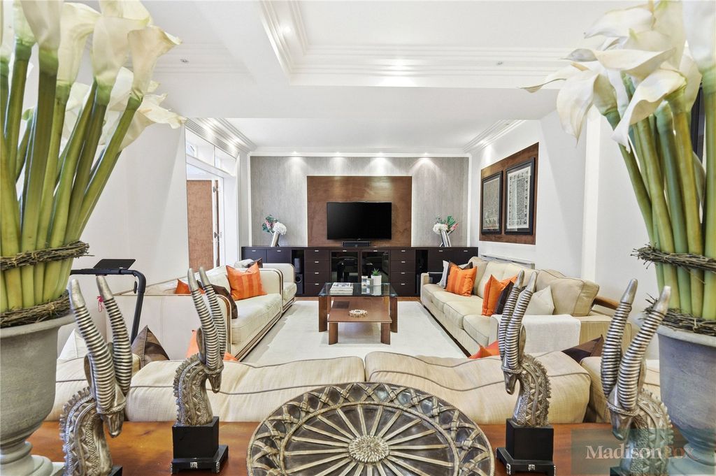 Additional image 2 of 5 bed detached house for saleMonkhams Lane, Woodford Green IG8