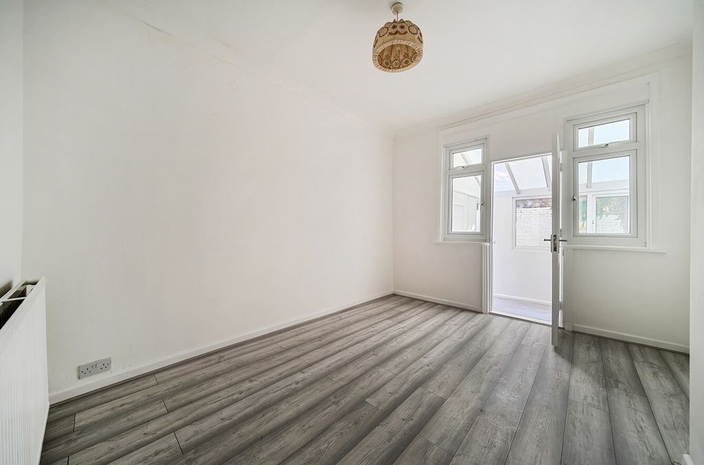 Additional image 4 of 3 bed terraced house for saleLondon Avenue, Portsmouth, Hampshire PO2