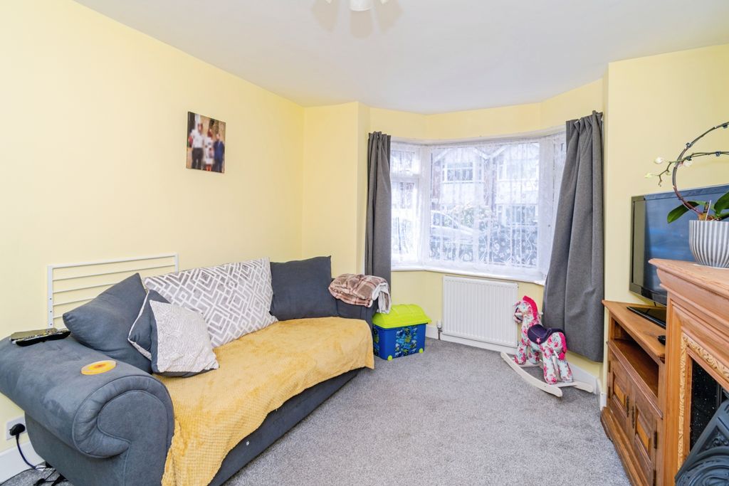 Additional image 6 of 3 bed terraced house for saleEnglish Road, Southampton SO15