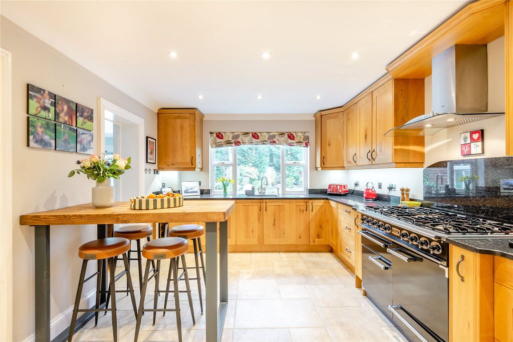 Additional image 5 of 6 bed detached house for saleWoking, Surrey GU22