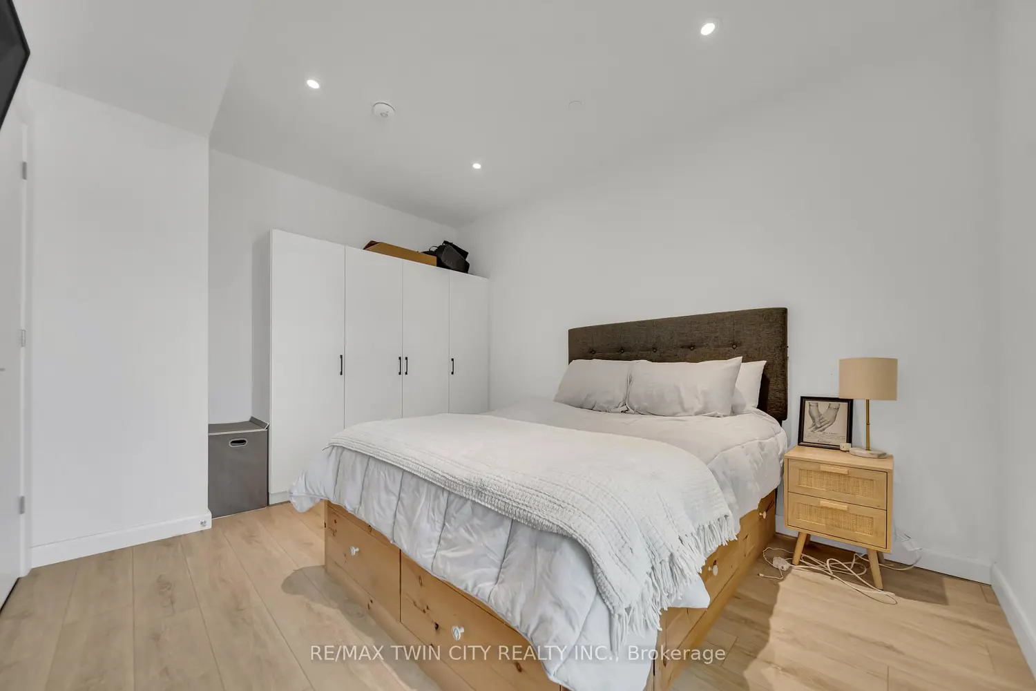 Additional image 11 of 741 King Street 906