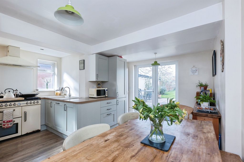 Additional image 2 of 4 bed semi-detached house for saleAlbert Street, Fleckney, Leicester LE8