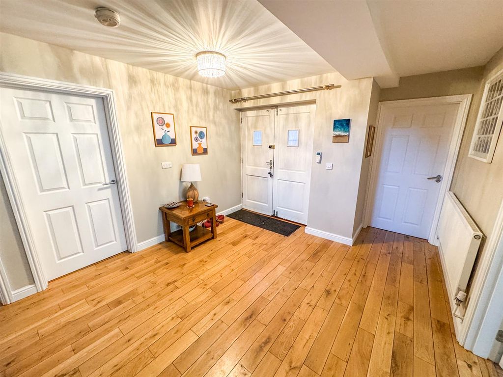 Additional image 10 of 5 bed detached house for saleRockingham Road, Cottingham, Market Harborough LE16