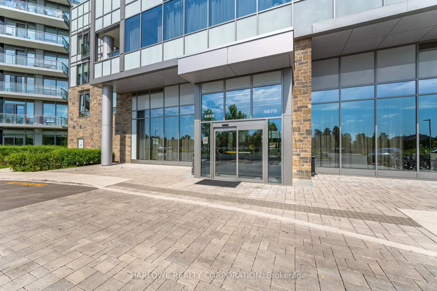 Additional image 12 of 4655 Metcalfe Avenue 204