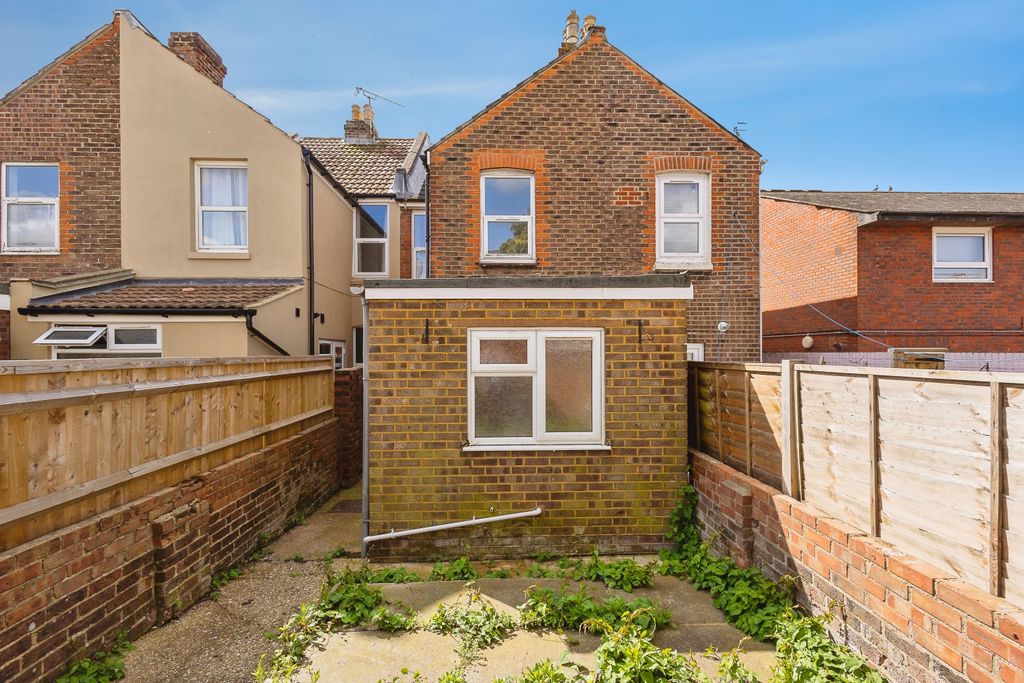 Additional image 16 of 4 bed terraced house for saleMeyrick Road, Portsmouth PO2