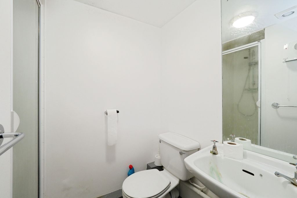 Additional image 11 of Studio for sale58-60 Woodgate, Loughborough LE11