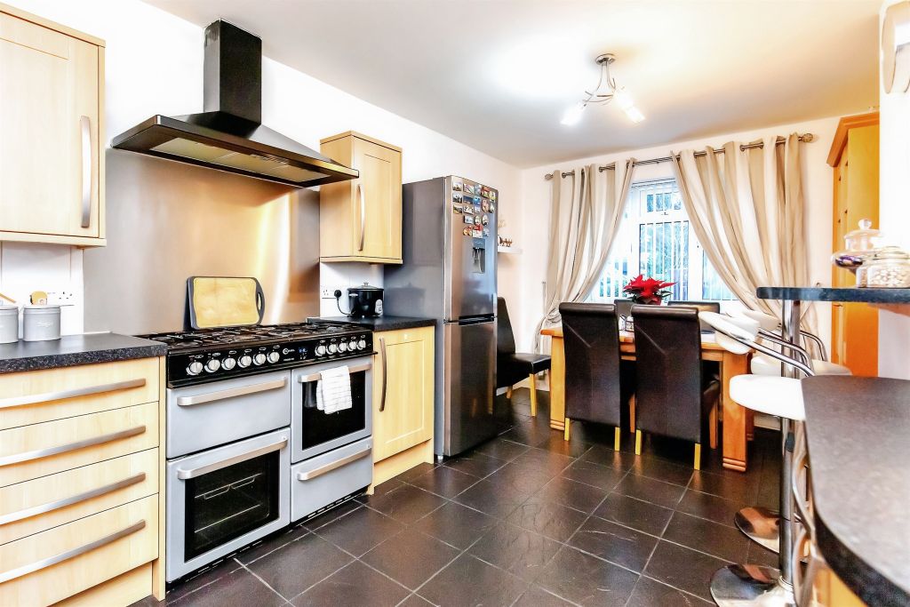 Additional image 7 of 3 bed semi-detached house for saleLindisfarne Road, Corby NN17