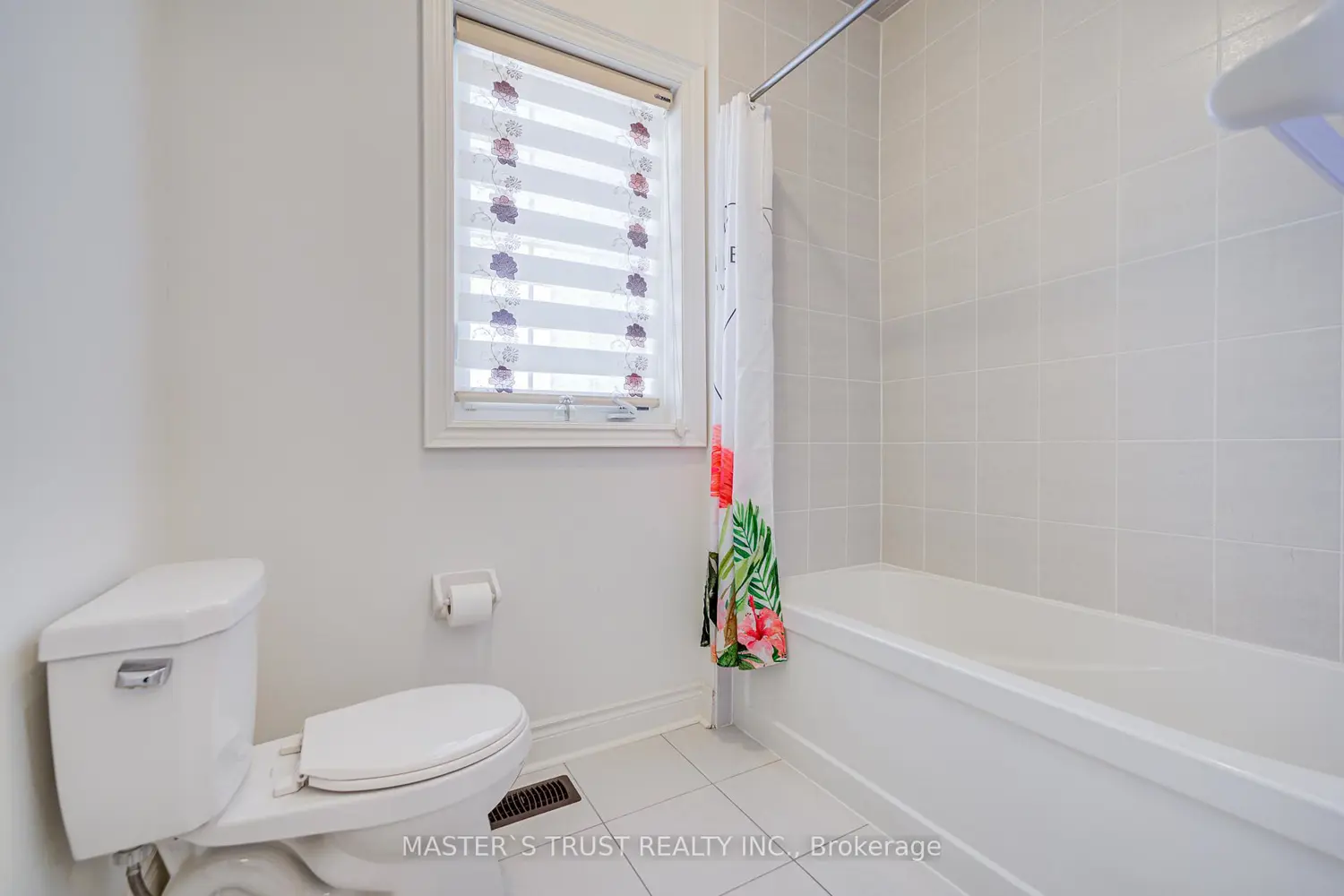 Additional image 13 of 57 Tupling Street