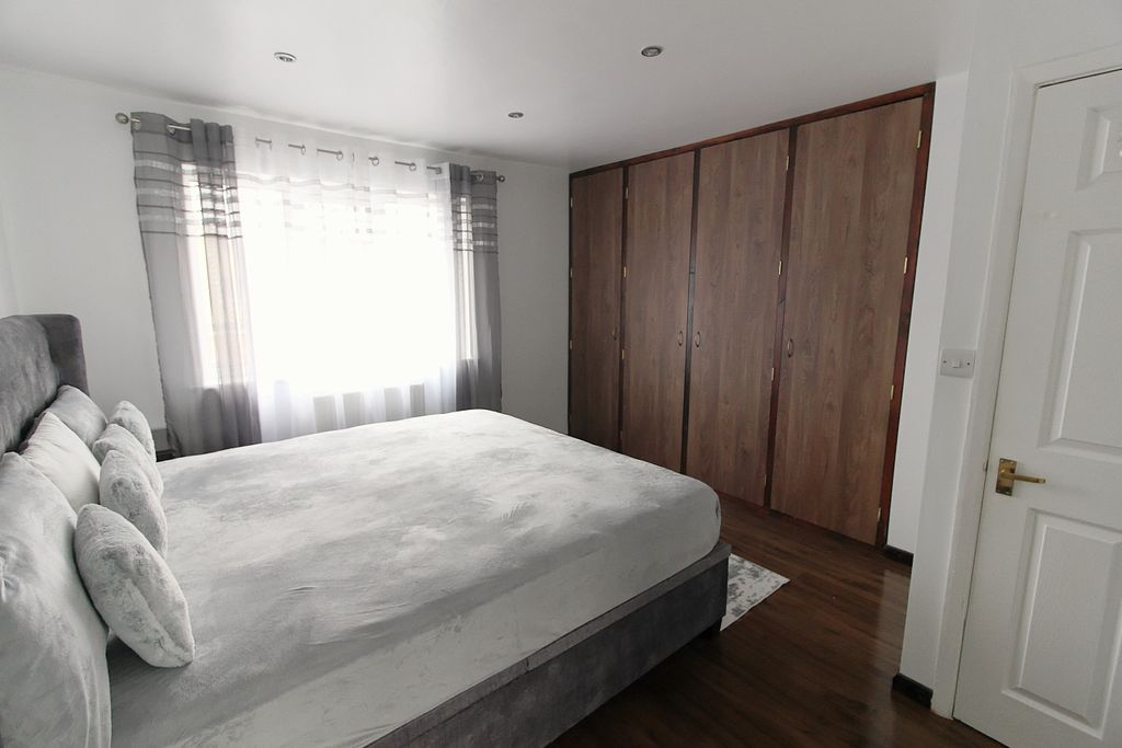 Additional image 8 of 4 bed semi-detached house for saleRosemead Drive, Oadby LE2