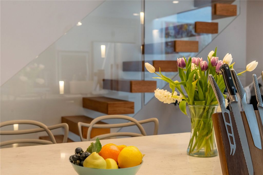 Additional image 15 of 4 bed semi-detached house for saleThe Hermitage, Richmond, Surrey TW10