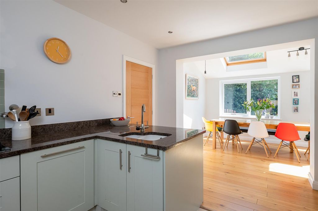Additional image 8 of 5 bed detached house for saleTadcaster Road, Dringhouses, York YO24