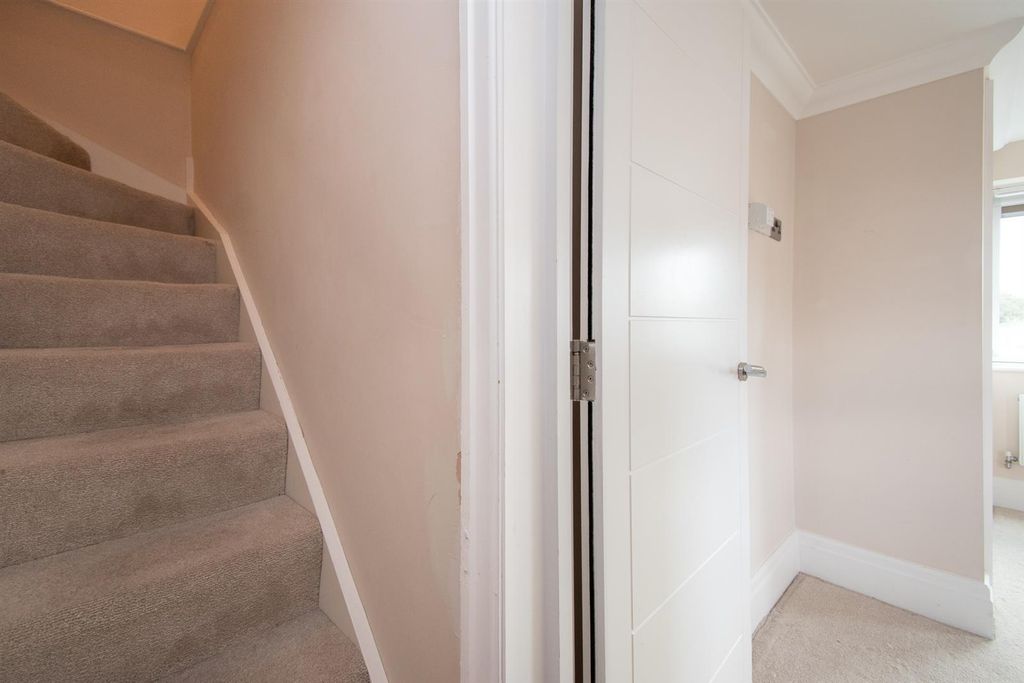 Additional image 9 of 2 bed flat for saleThe Ridge, Hastings TN34