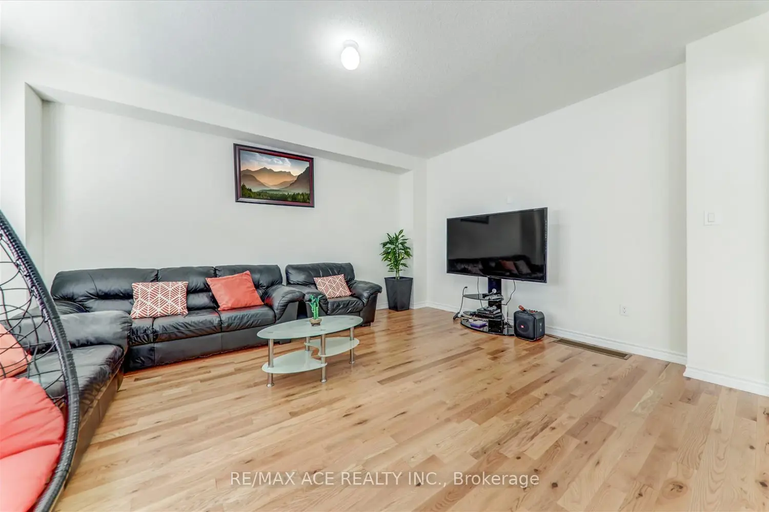 Additional image 8 of 1152 Skyridge Boulevard