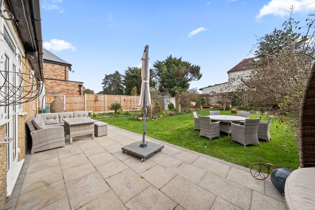 Additional image 20 of 3 bed detached house for saleChurch Road, Worcester Park KT4