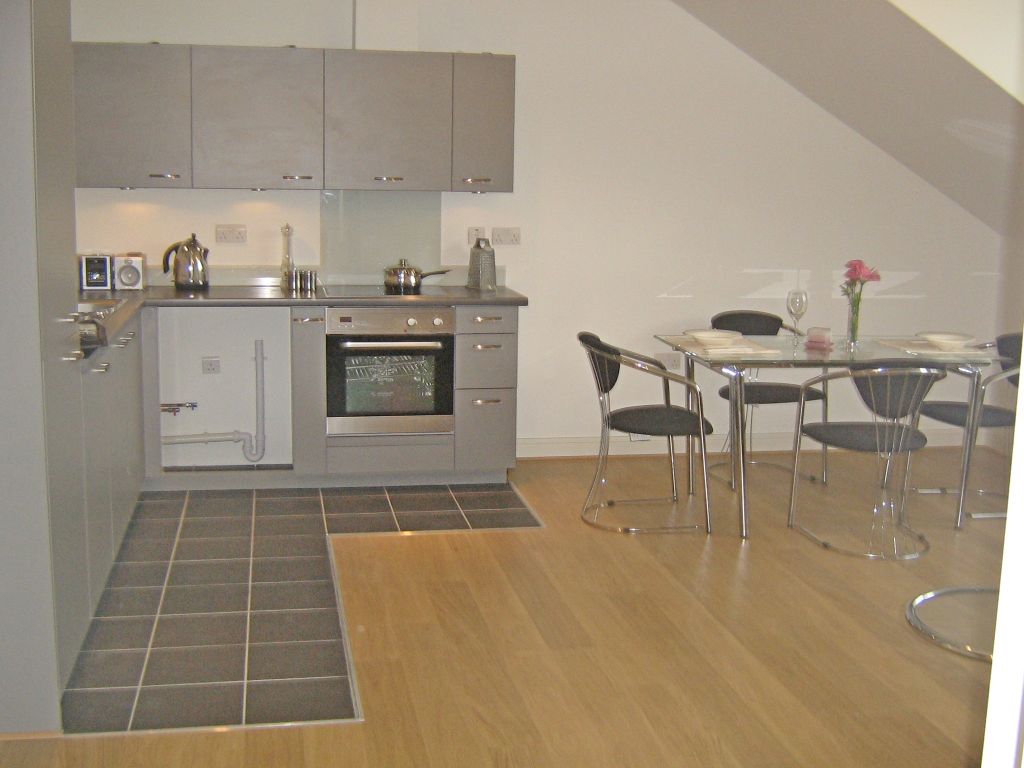 Additional image 4 of 2 bed flat for saleThe Maltings 1 Beaumont Drive, Worcester Park KT4