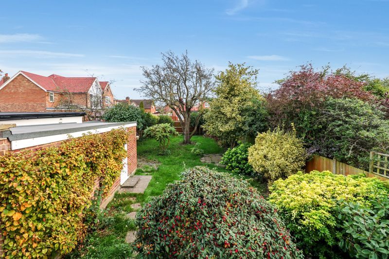 Additional image 3 of 4 bed semi-detached house for saleFordbridge Road, Ashford TW15