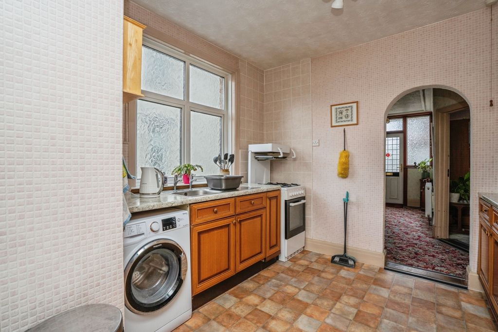 Additional image 8 of 3 bed semi-detached house for saleNorthwood Road, Hilsea, Portsmouth PO2