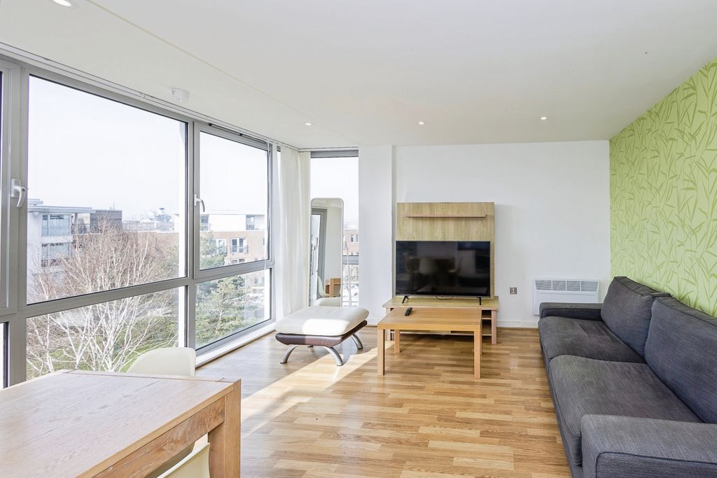 Additional image 9 of 2 bed flat for saleHamburg House, Portsmouth PO1