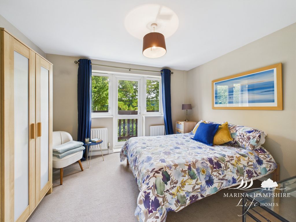 Additional image 6 of 3 bed terraced house for saleTintagel Way, Port Solent PO6