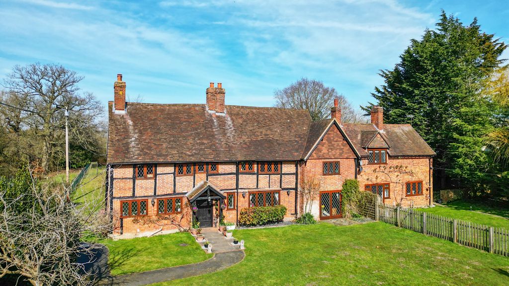 Additional image 16 of 5 bed detached house for saleWarren House Road, Wokingham RG40