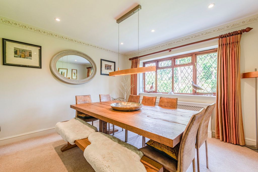 Additional image 12 of 5 bed detached house for salePyrford, Surrey GU22
