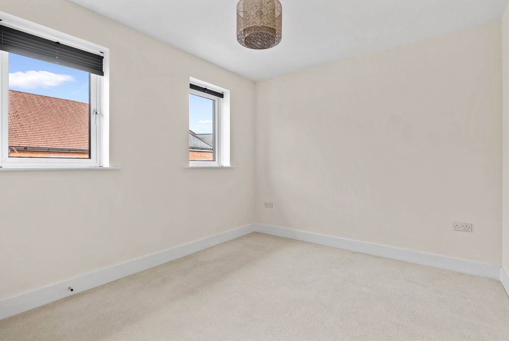 Additional image 4 of 2 bed flat for saleApartment 5, Armstrong House, Armstrong Drive, Diglis, Worcester. WR1
