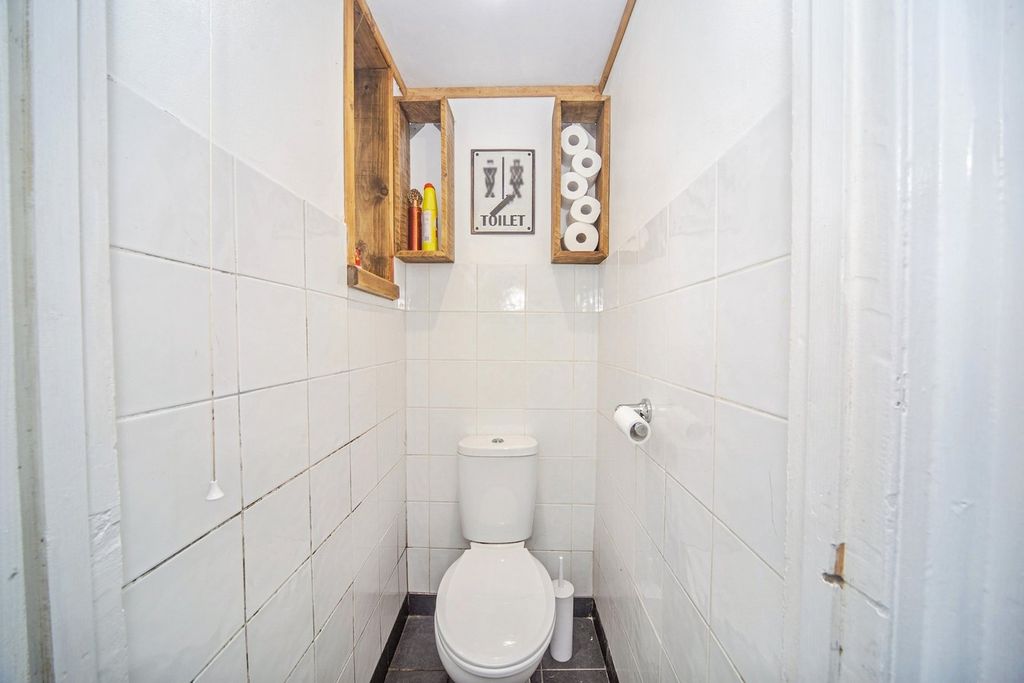 Additional image 7 of 2 bed terraced house for saleOuter Circle, Southampton SO16