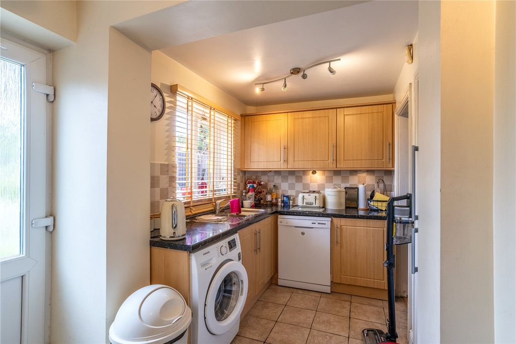 Additional image 13 of 5 bed semi-detached house for saleChurchfield Road, Oxley, Wolverhampton, West Midlands WV10