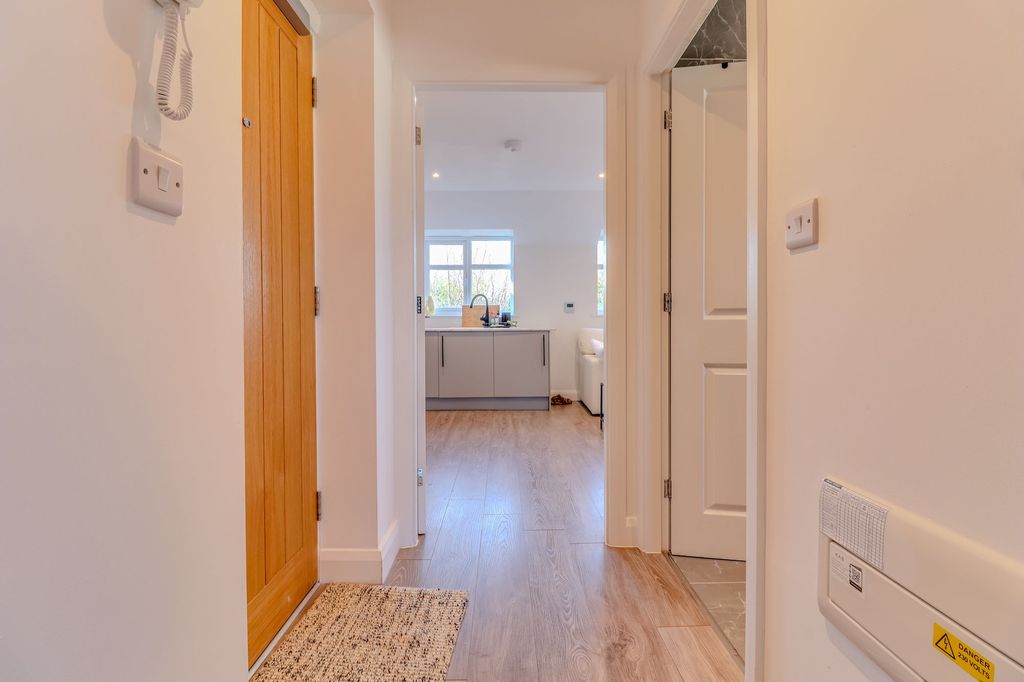 Additional image 6 of 4 bed property for saleStamford Street, Glenfield LE3