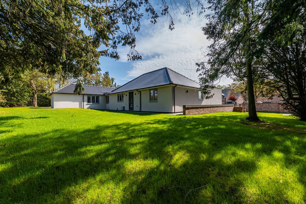 Additional image 11 of 4 bed detached bungalow for saleHorncastle Road, Woodhall Spa, Lincolnshire LN10