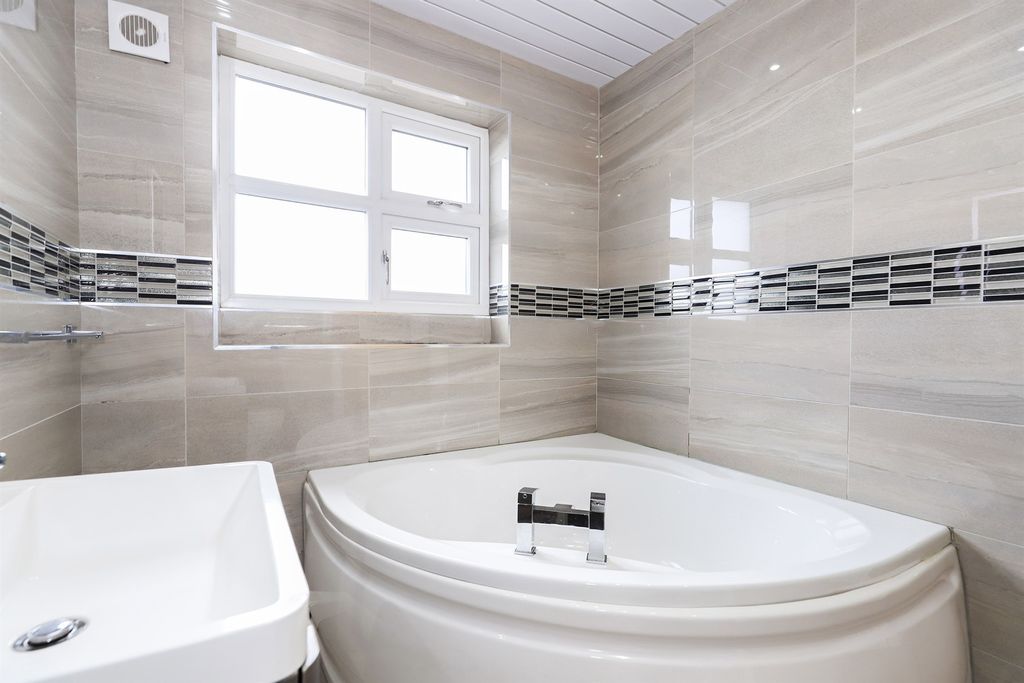Additional image 11 of 4 bed semi-detached house for saleHonor Avenue, Goldthorn Park, Wolverhampton WV4