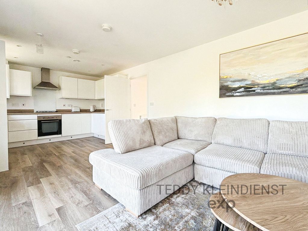 Additional image 5 of 1 bed flat for saleGunpowder Road, Worcester Park KT4