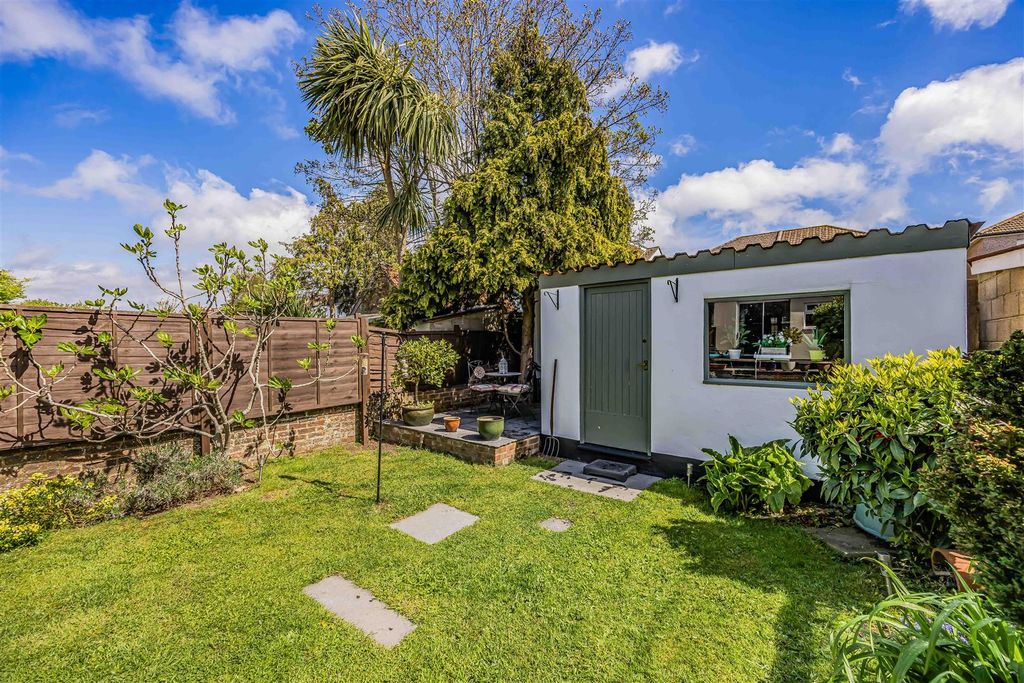Additional image 22 of 3 bed semi-detached house for saleBaffins Road, Portsmouth PO3