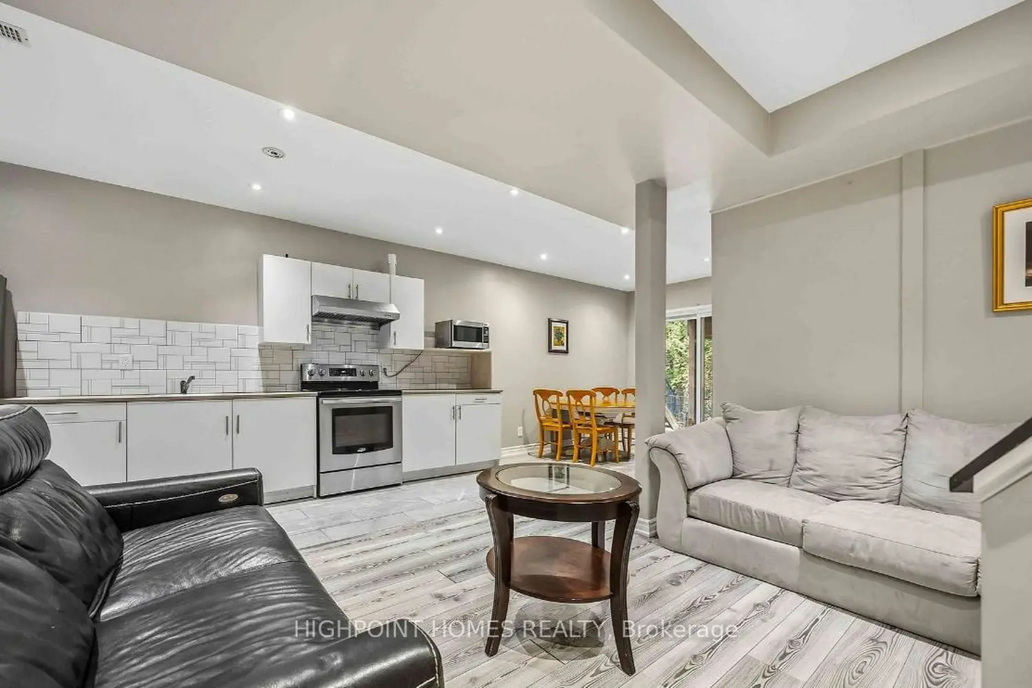Additional image 11 of 903 Alanbury Crescent