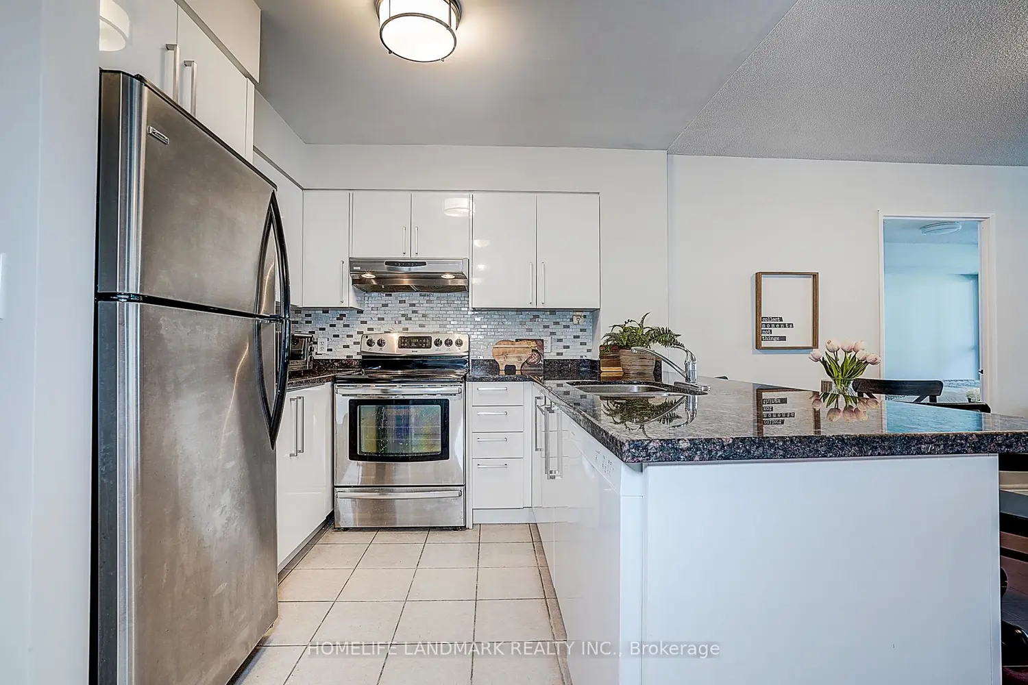 Additional image 3 of 23 Hollywood Avenue 1107