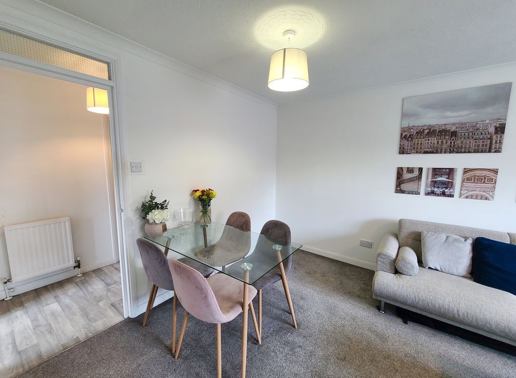 Additional image 7 of 1 bed flat for saleTop Floor Flat, Brunel Road, Southampton SO15