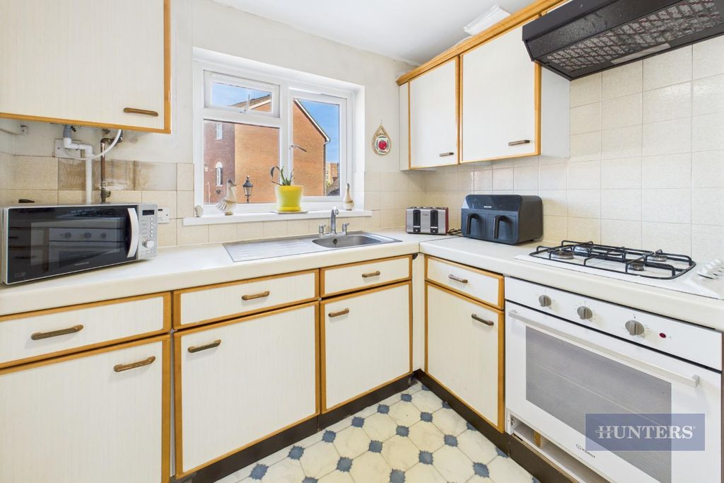 Additional image 7 of 4 bed terraced house for saleTerminus Terrace, Southampton SO14