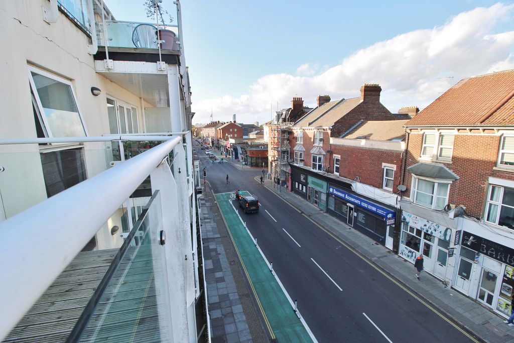 Additional image 7 of 2 bed flat for saleElm Grove, Southsea PO5